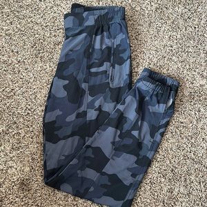 Old Navy Stretch Tech Joggers - Medium Tall